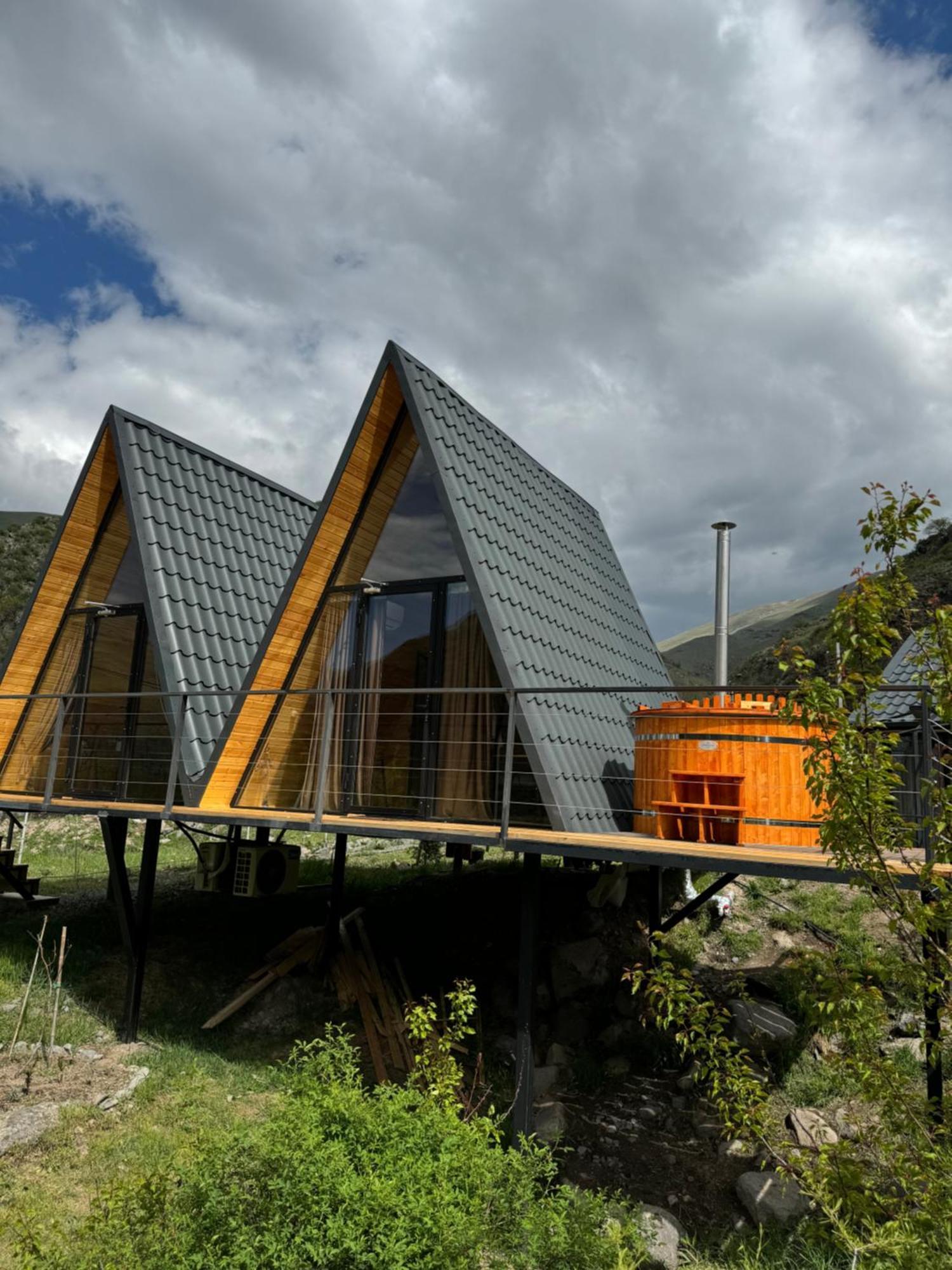 Vardzia Glamping Exterior photo